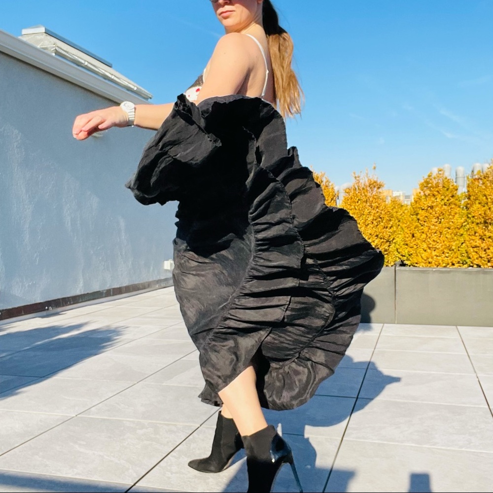 DIALOGUE 100% Silk Layered Tiered Elastic Waistband Maxi Black Full Circle Skirt - Picture 6 of 17